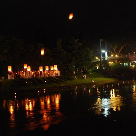 สวนเพชร ริเวอร์วิว รีสอร์ท บ้านท่าไม้รวก ภายนอก รูปภาพ